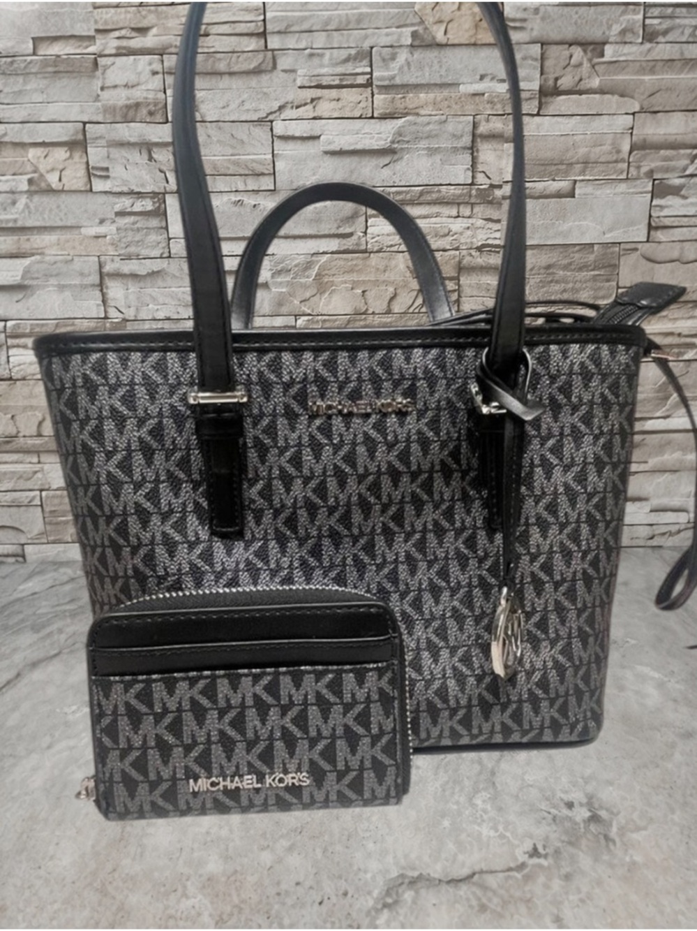 Michael Kors XS Carryall Tote & Matching Wallet Set Black/Silver Metallic
